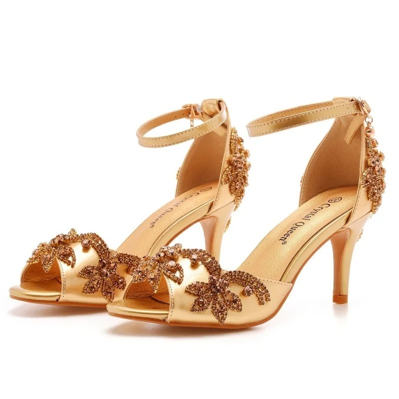 Luxury Lifestyle Shoes - أحذية نسائية فاخرة من تصميم مصمم