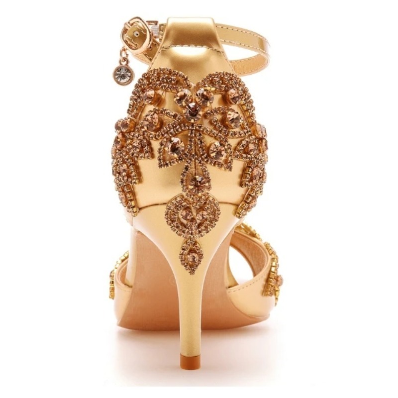 أحذية نسائية فاخرة من تصميم مص - مراجعة Luxury Lifestyle Shoes وسعره