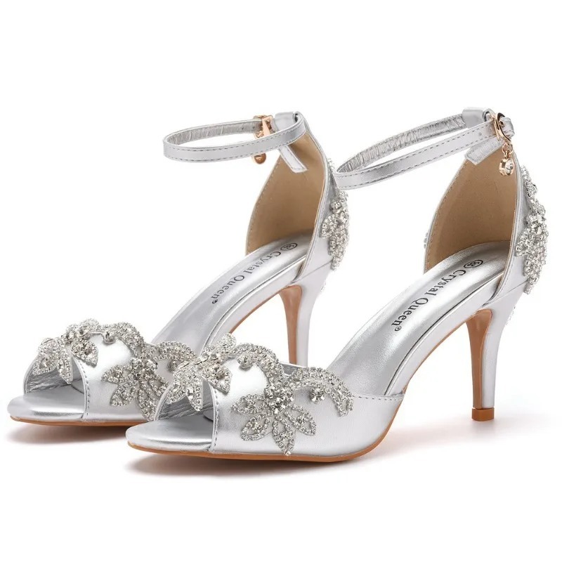 أحذية نسائية فاخرة من تصميم مص - مراجعة Luxury Lifestyle Shoes وسعره