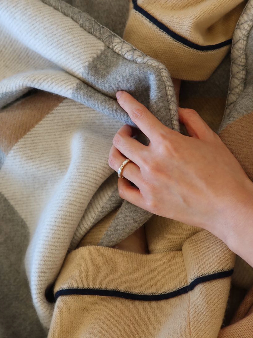 بطانية صوف كشمير فاخرة من رينو - مراجعة Cashmere Throw Blanket وسعره