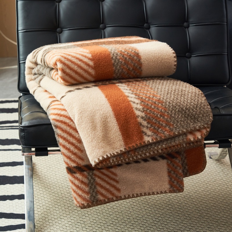 رمي البطانيات بطانية كشمير فو  - مراجعة Cashmere Throw Blanket وسعره