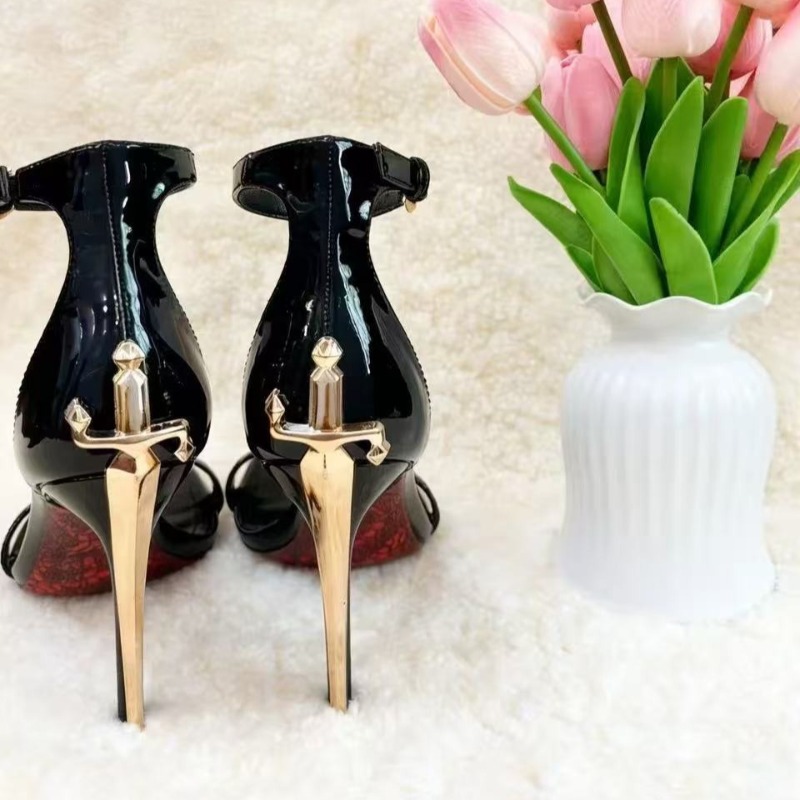 صنادل نسائية فاخرة للمناسبات ا - مراجعة Luxury Lifestyle Shoes وسعره