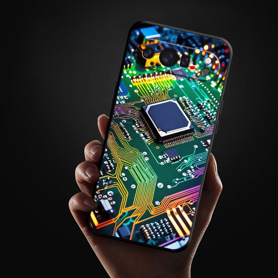 غطاء هاتف بتصميم لوحة دوائر كه - مراجعة Google Pixel 9 Pro وسعره